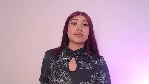 nina martinez online show from November 2025 10:10:02 PM