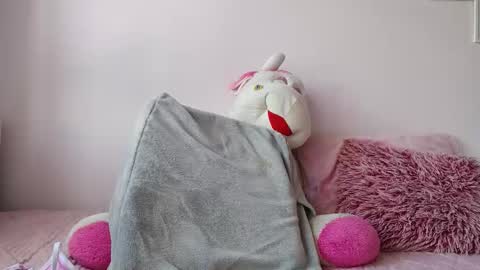 kitty_van online show from September 2025 03:26:02 PM