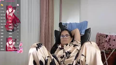 Snapshot of kittybabe0528 chatting on October 2025 08:37:02 PM kittybabe0528 online show from October 2025 08:37:02 PM