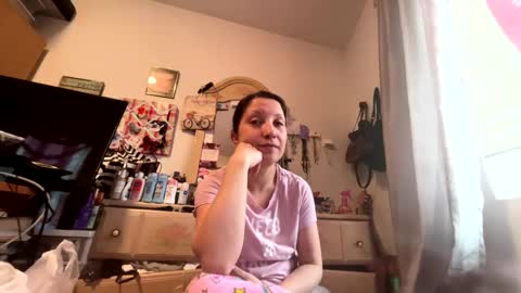 kittyluvx online show from February 2025 03:17:02 PM