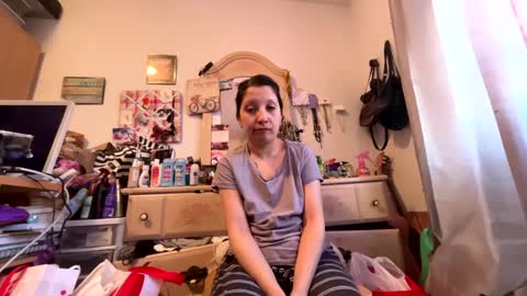 kittyluvx online show from February 2025 05:10:02 PM