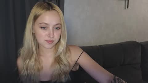  Chloe and Kate  online show from September 2025 09:08:02 AM