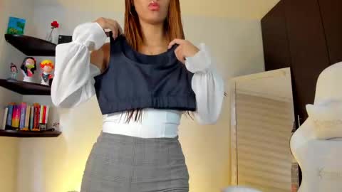 kitty online show from October 2025 08:51:01 PM