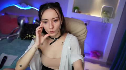 kittyslina online show from March 2025 05:00:02 AM