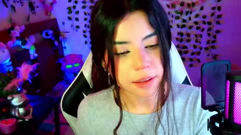 Snapshot of kittyuwu_ chatting on November 2025 07:24:01 PM Kittyuwu online show from November 2025 07:24:01 PM