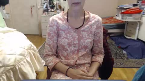 Snapshot of kiuminberry chatting on October 2025 09:50:02 AM KiuminBerry online show from October 2025 09:50:02 AM
