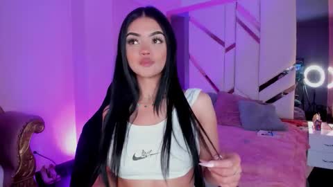 Snapshot of kiwi_lov23 chatting on October 2025 12:09:01 PM Kiwi online show from October 2025 12:09:01 PM