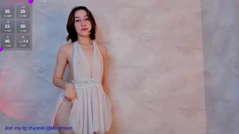 Snapshot of klary_moon chatting on September 2025 11:48:01 AM Lisa online show from September 2025 11:48:01 AM