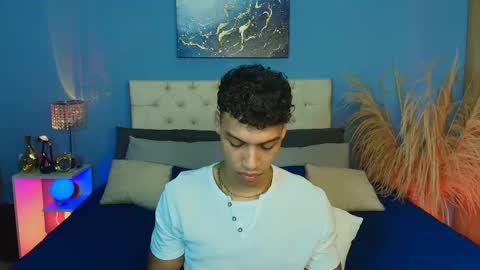 Snapshot of klaton__ chatting on November 2025 12:00:02 AM klaton__ online show from November 2025 12:00:02 AM