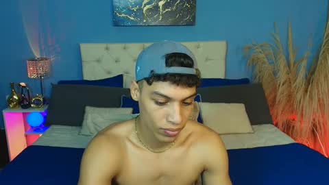 Snapshot of klaton__ chatting on November 2025 12:54:01 AM klaton__ online show from November 2025 12:54:01 AM