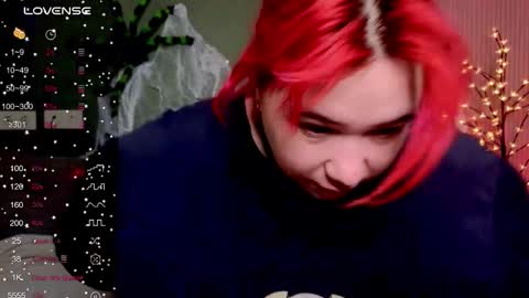 Snapshot of klee_love chatting on October 2025 04:24:01 AM Klee online show from October 2025 04:24:01 AM