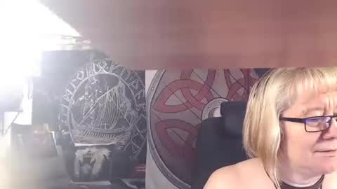 Snapshot of kleiner_teufel chatting on February 2025 05:25:02 PM Michelle online show from February 2025 05:25:02 PM