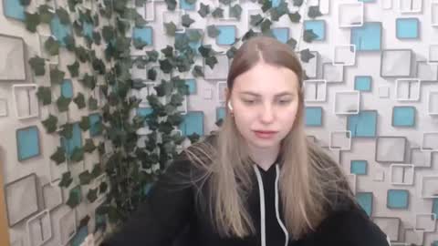 klerkarina online show from February 2025 06:15:02 AM