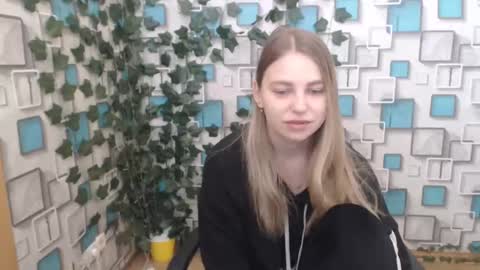 klerkarina online show from February 2025 05:44:02 AM