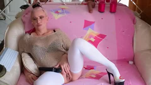 ALYONA online show from October 2025 03:10:01 AM