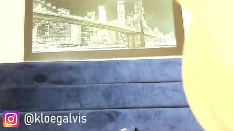 Snapshot of kloe_squirts chatting on September 2025 02:04:01 AM KLOE online show from September 2025 02:04:01 AM