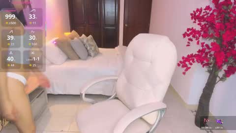 Kloe Brown online show from October 2025 10:36:01 AM