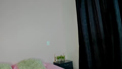 Kloe  online show from December 2024 09:46:01 PM