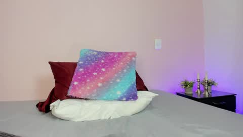 Kloe  online show from February 2025 12:39:01 AM