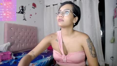 Valen online show from March 2025 11:58:02 PM