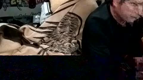 Snapshot of knock2wice1975 chatting on January 2025 04:11:02 AM knock2wice1975 online show from January 2025 04:11:02 AM