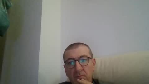 JUAN CARLOS online show from October 2025 06:37:01 PM