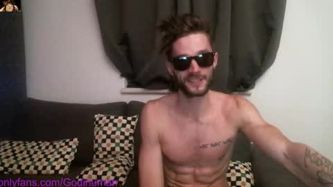 Snapshot of kolexis chatting on October 2025 04:31:02 AM GodihumanAthena online show from October 2025 04:31:02 AM