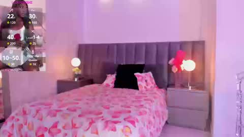 Kollin  online show from September 2025 01:26:02 PM