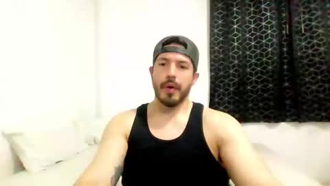 kolombianox online show from October 2025 06:37:02 AM