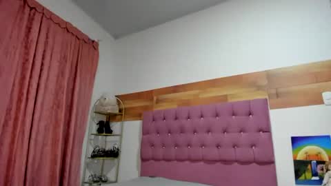 Snapshot of konie_hot chatting on October 2025 12:49:02 AM konie Diaz online show from October 2025 12:49:02 AM