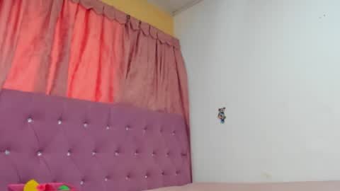 Snapshot of konie_hot chatting on November 2025 02:28:02 PM konie Diaz online show from November 2025 02:28:02 PM