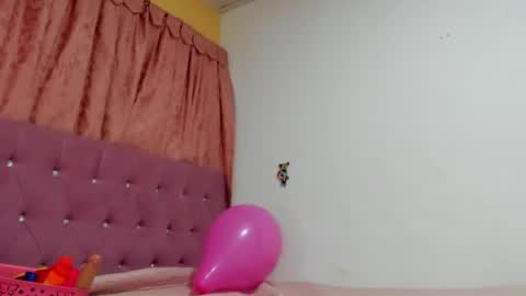 Snapshot of konie_hot chatting on November 2025 02:34:01 AM konie Diaz online show from November 2025 02:34:01 AM