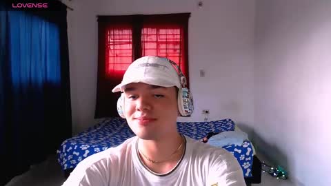 Snapshot of konnie_kardashian chatting on February 2025 09:59:02 PM Klyie Online Mostly at 10pm-7am COL time online show from February 2025 09:59:02 PM