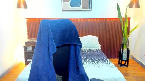 Snapshot of kora_shadow chatting on December 2025 07:33:02 PM Kora Shadow online show from December 2025 07:33:02 PM