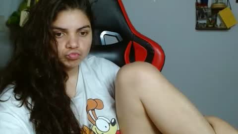 Karoll online show from December 2024 01:04:02 AM