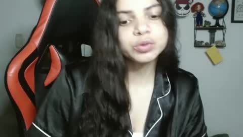 Karoll online show from February 2025 12:15:02 AM