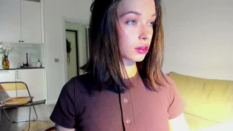 kossie_ online show from December 2025 06:45:01 PM