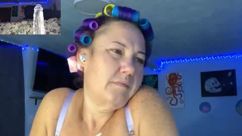 Snapshot of kreamyk420 chatting on November 2025 11:42:01 AM kreamyk420 online show from November 2025 11:42:01 AM