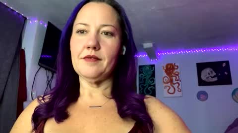 Snapshot of kreamyk420 chatting on November 2025 06:47:02 AM kreamyk420 online show from November 2025 06:47:02 AM