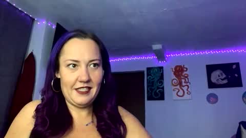 Snapshot of kreamyk420 chatting on November 2025 07:43:01 AM kreamyk420 online show from November 2025 07:43:01 AM