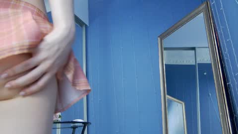 kriskras__ online show from January 2025 08:26:02 AM