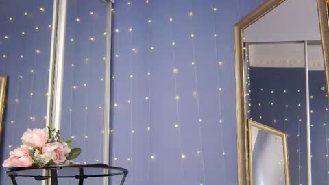 kriskras__ online show from September 2025 05:18:01 AM