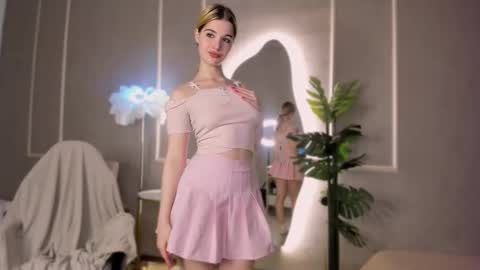 krispy_starr online show from September 2025 01:57:02 PM