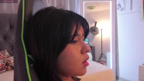 Kriss online show from February 2025 05:10:02 PM