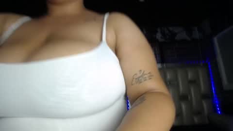 kriss_sweetboobs online show from February 2025 10:28:02 AM
