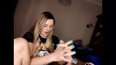 KrissSexi online show from December 2024 12:51:02 PM
