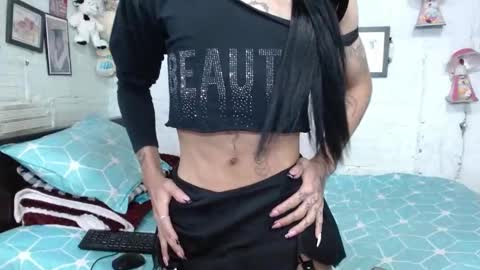 Snapshot of krisstal703358 chatting on November 2025 05:40:01 AM krisstal703358 online show from November 2025 05:40:01 AM