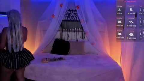 Snapshot of kristen_kassi chatting on October 2025 11:55:02 AM Kristen online show from October 2025 11:55:02 AM