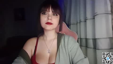 Snapshot of kristibloom chatting on September 2025 06:11:02 PM Christie online show from September 2025 06:11:02 PM