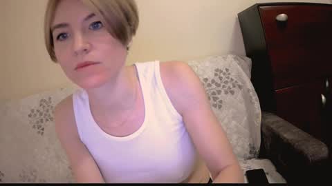 kristina_vagner online show from January 2025 04:18:02 AM